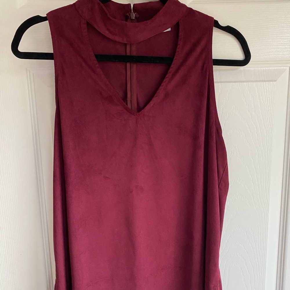 Veronica M Sleeveless Blouse - Size L